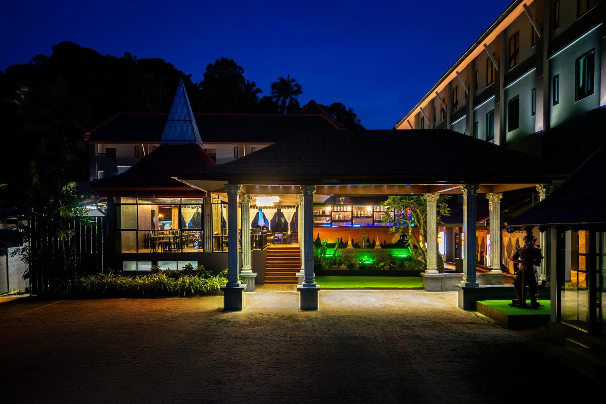 Tuana Hotels The Phulin Resort Karon Exterior photo